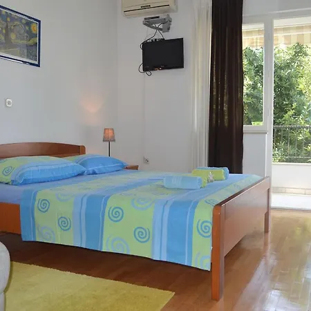 With Parking Space - 11361 * Макарска